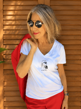 Load image into Gallery viewer, KARL LAGERFELD | THE THINKER | The White Organic V-Neck