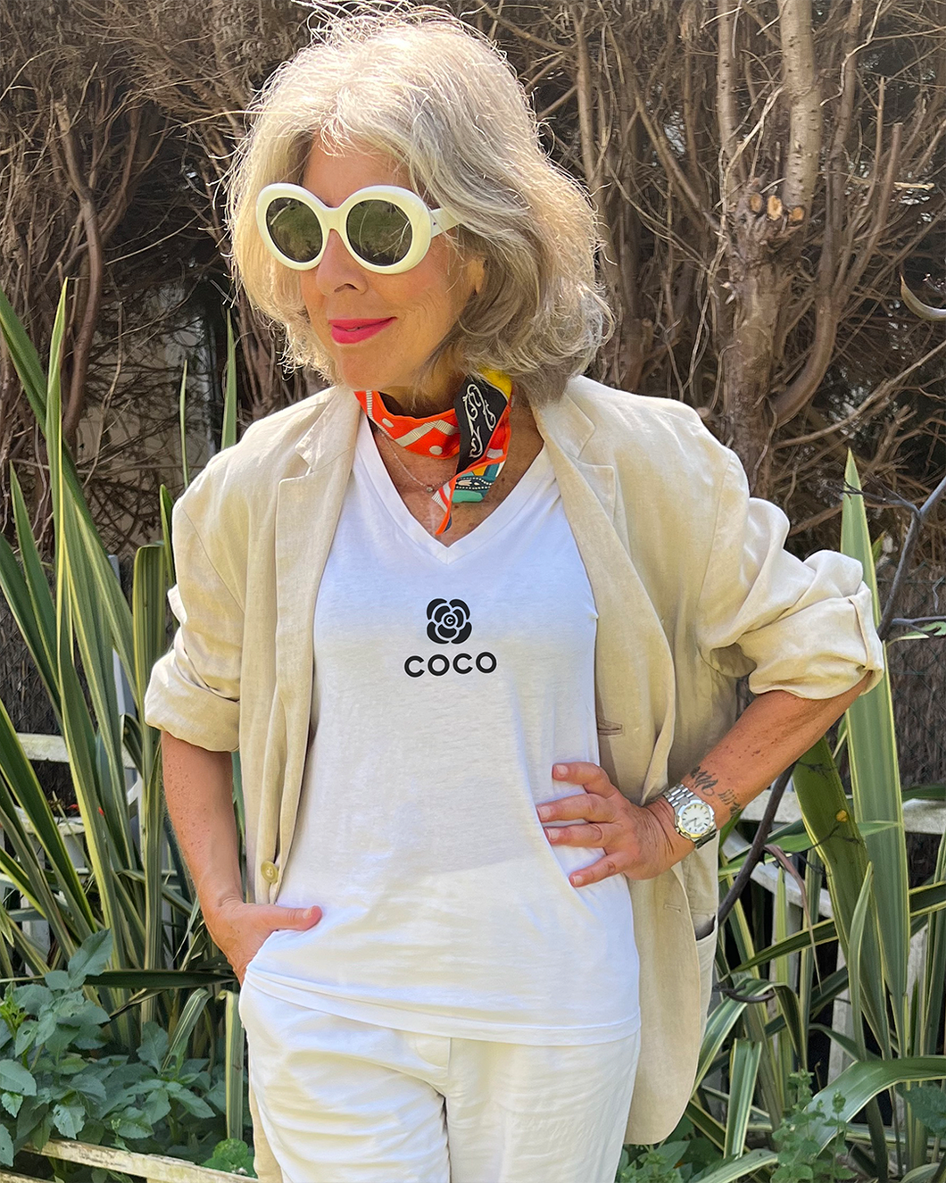 COCO CAMELLIA Organic V-Neck White T-Shirt