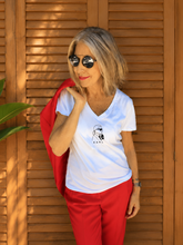 Load image into Gallery viewer, KARL LAGERFELD | THE THINKER | The White Organic V-Neck