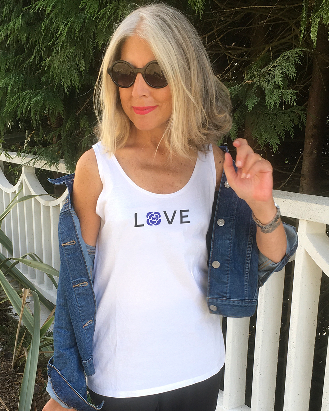 LOVE CHANEL STYLE CAMELLIA