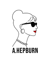 Load image into Gallery viewer, AUDREY HEPBURN SILHOUETTE White Sweatshirt